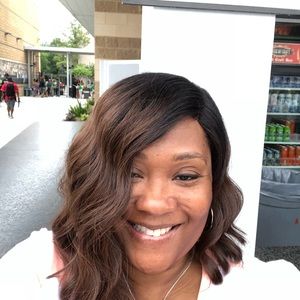 Meet your Posher, Daphne